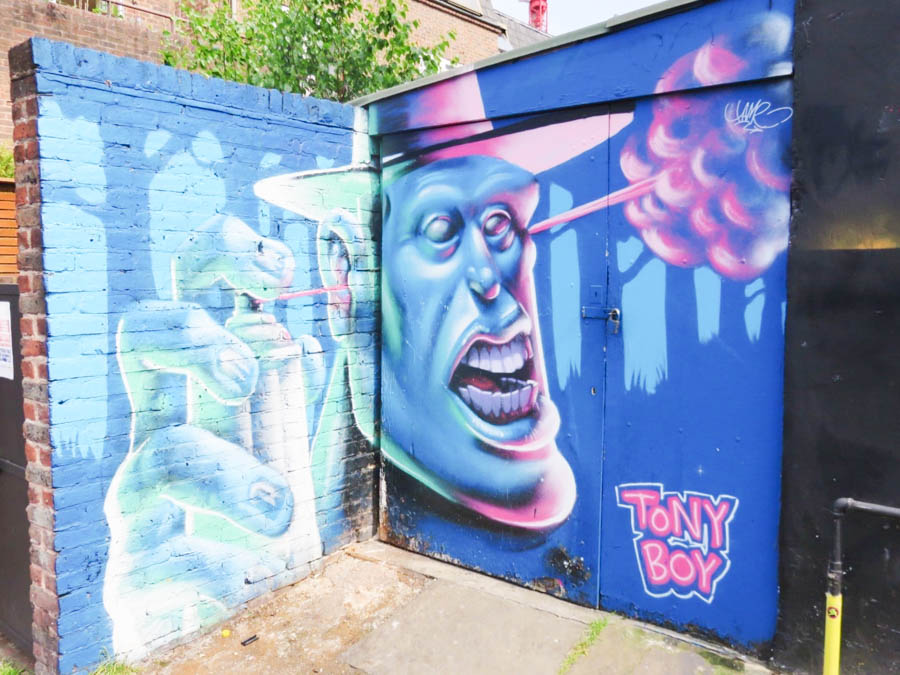 Tony boy street art 