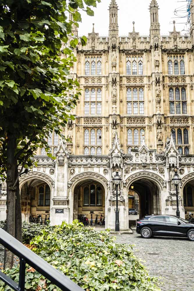 uk parliament tour entrance