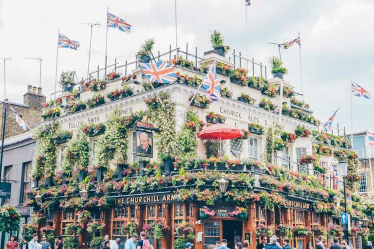 Why queue for the dinosaurs when the best thing in Kensington is a painter’s house?