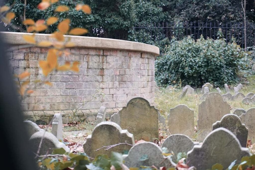 Hyde Park Cemetery