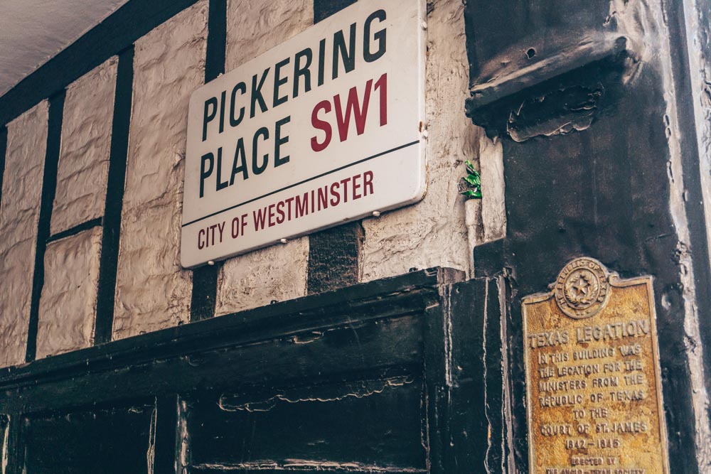 Pickering Place Sign