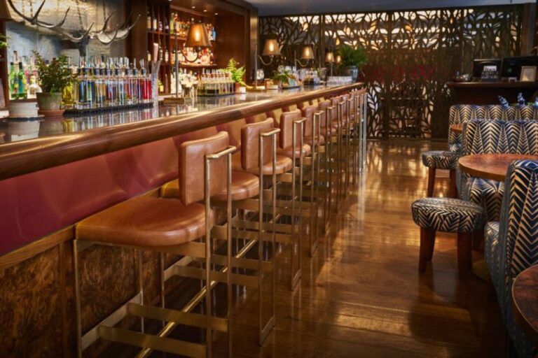 The Best Bars in Mayfair for Cocktails, Wine and Late Nights Out