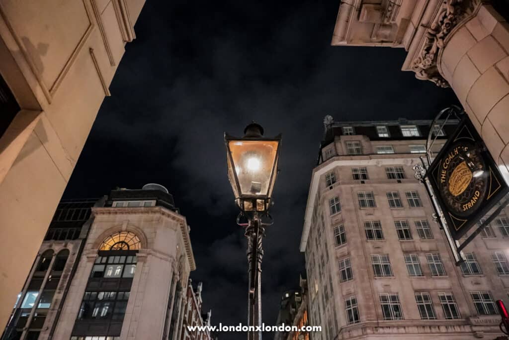 Gas Destructor Lamp off the Strand
