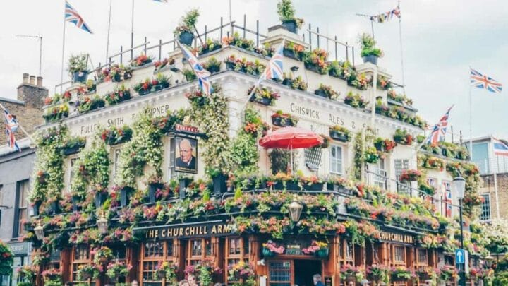 The Churchill Arms: Kensington’s Brilliant Bedecked Floral Pub