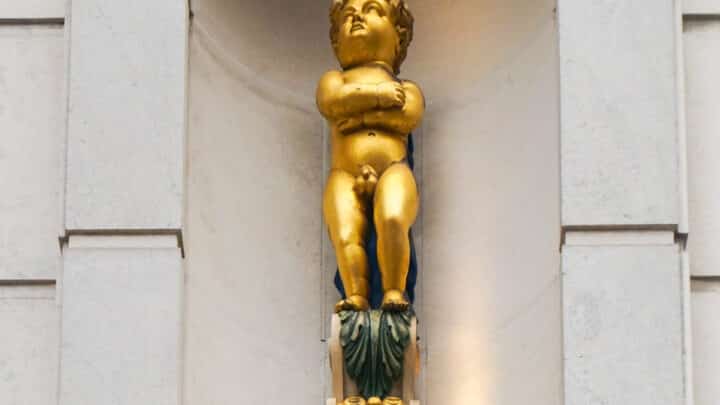 Have You Spotted The Golden Boy of Pye Corner?