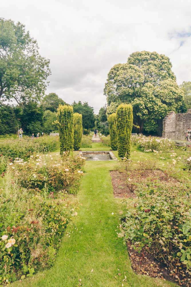 Gardens Eltham Palace