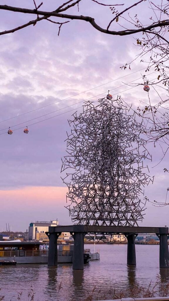 Quantum Cloud - Anthony Gormley (2000)