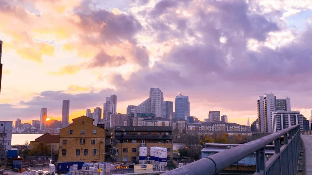 Looking to CanaryWharf 