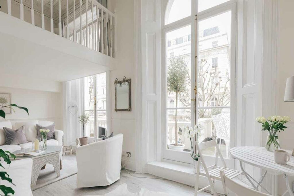 Live in Crisp, Dreamy Tranquility