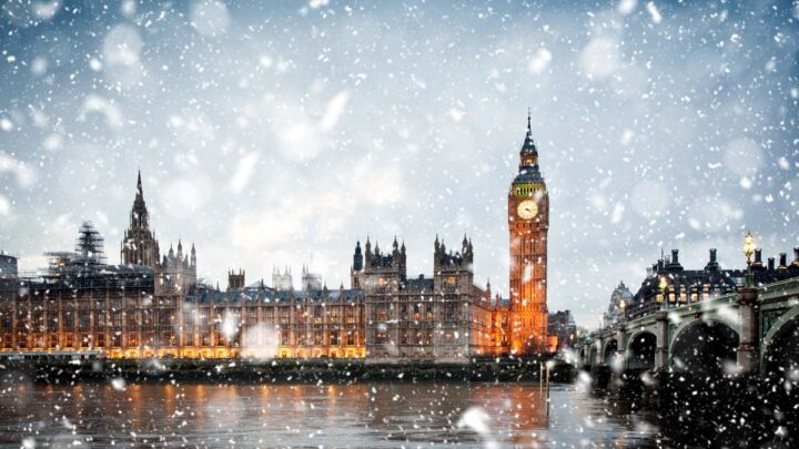 16 Brilliant Things to do in the Snow in London