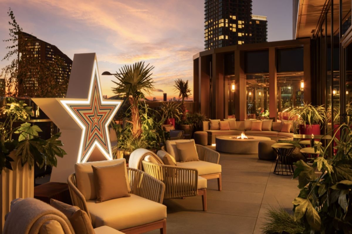 The Best Hotel Bars in London for Totally-Quaffable Drinks