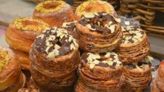 Lots of cronuts together