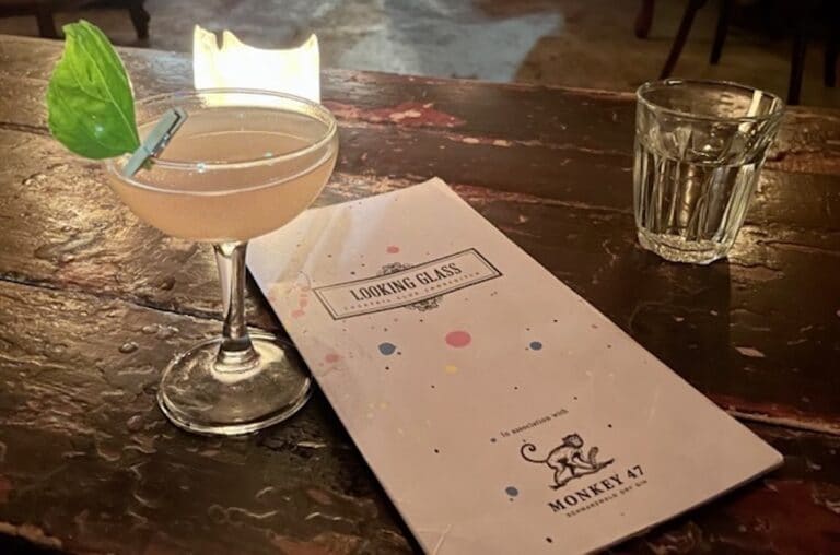 Innovative Drinks and a (Not So) Secret Room: Looking Glass Cocktail Club Review 