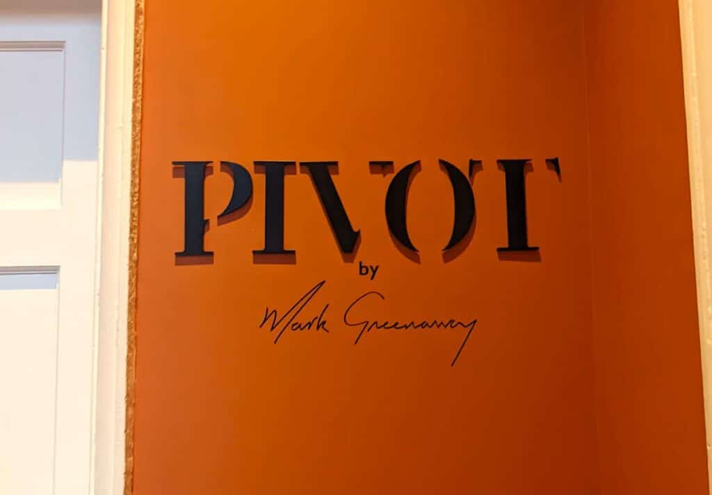 Pivot