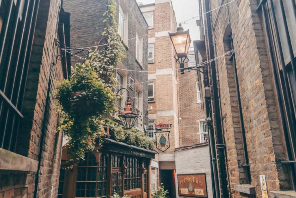 Ye Olde Mitre