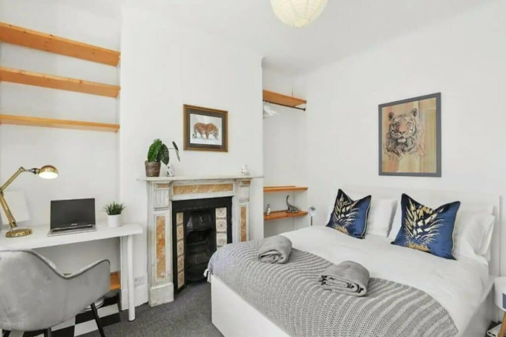 Stunning Victorian House in Canary Wharf