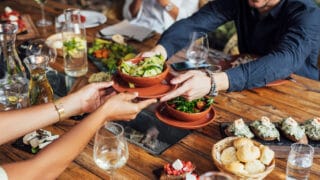 Vegan Restaurant-Table-Friends