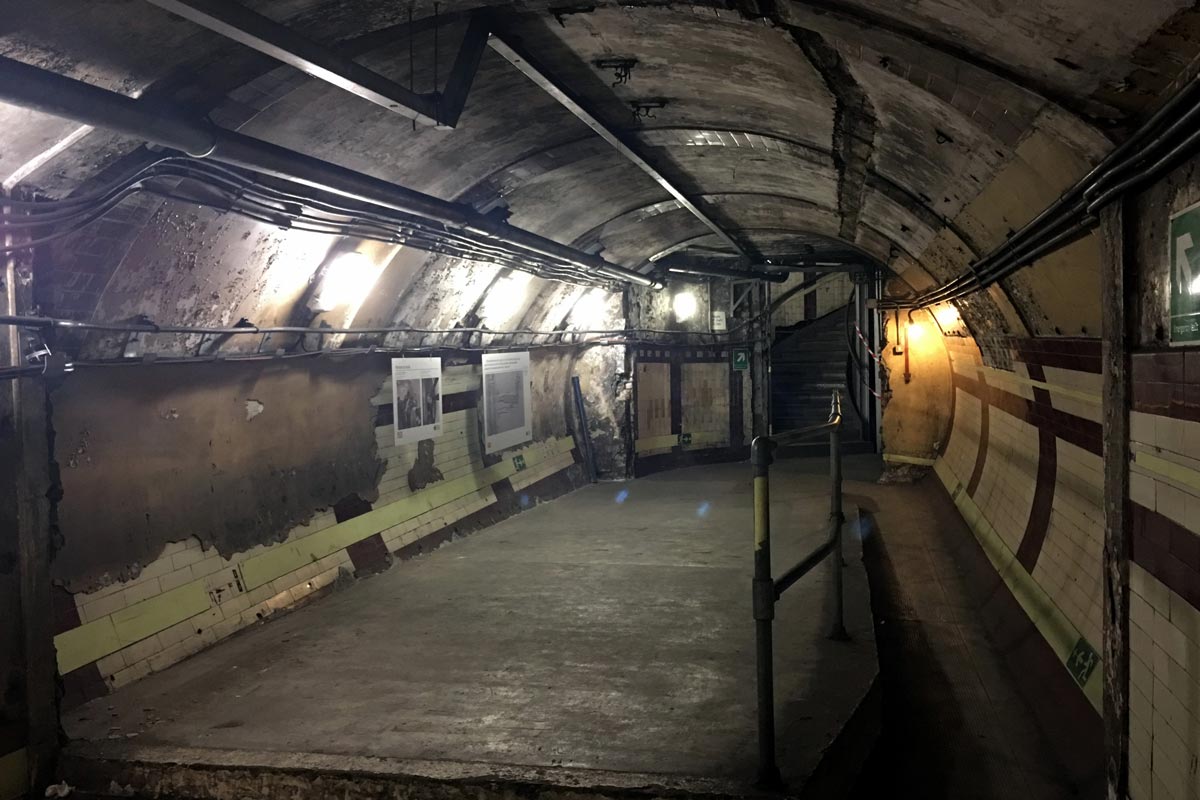 A Grand Tour of London’s Abandoned Tube Stations