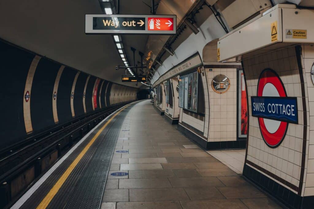  Swiss Cottage tube station 