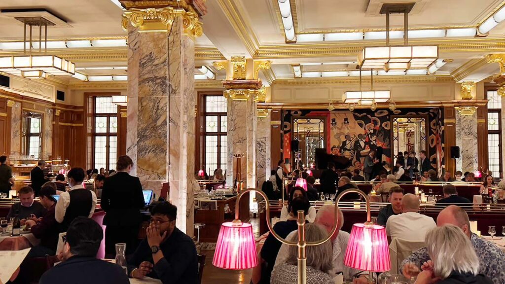 Brasserie Zedel