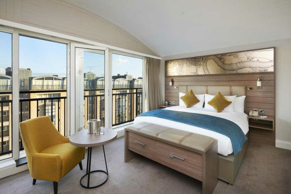 DoubleTree by Hilton - Docklands Riverside 