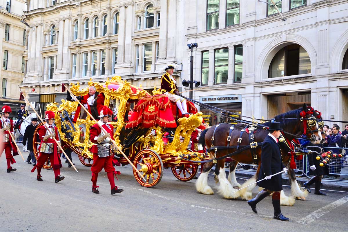 Lord Mayor’s Show A Guide to Visiting the City’s 800YearOld
