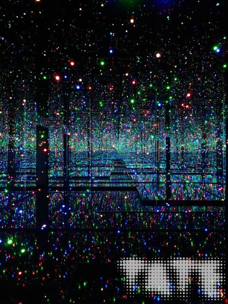 Yayoi Kusama: Infinity Mirror Rooms.