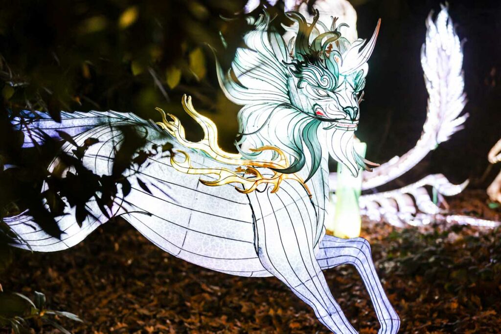 Lightopia Crystal Palace - Fantasy Animal