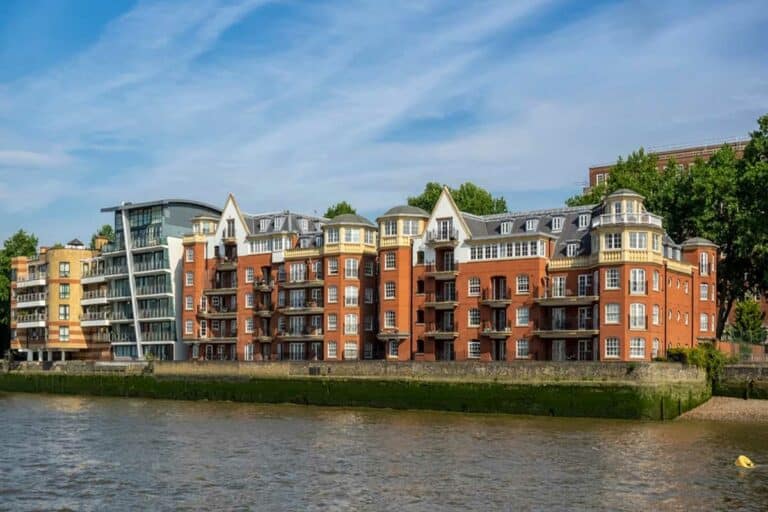 Pimlico’s best things to do, from a Michelin-key hotel’s hidden cocktail cellar to a reborn art deco diner