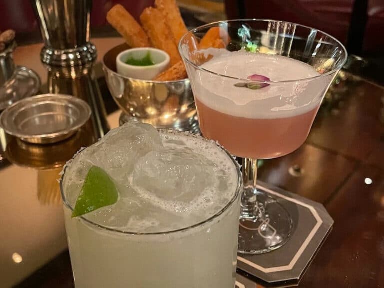 Drinking At Le Magritte: The Swoon-Worthy American Bar at The Beaumont