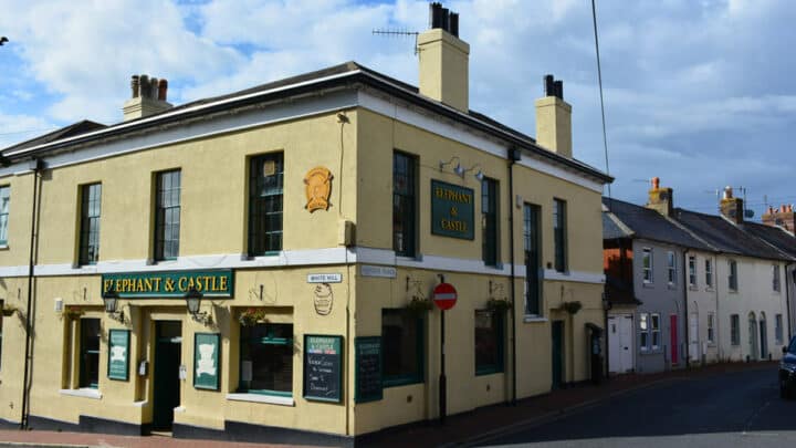 The Best Pubs in Elephant & Castle: Cosy Boozers for Brilliant Pints
