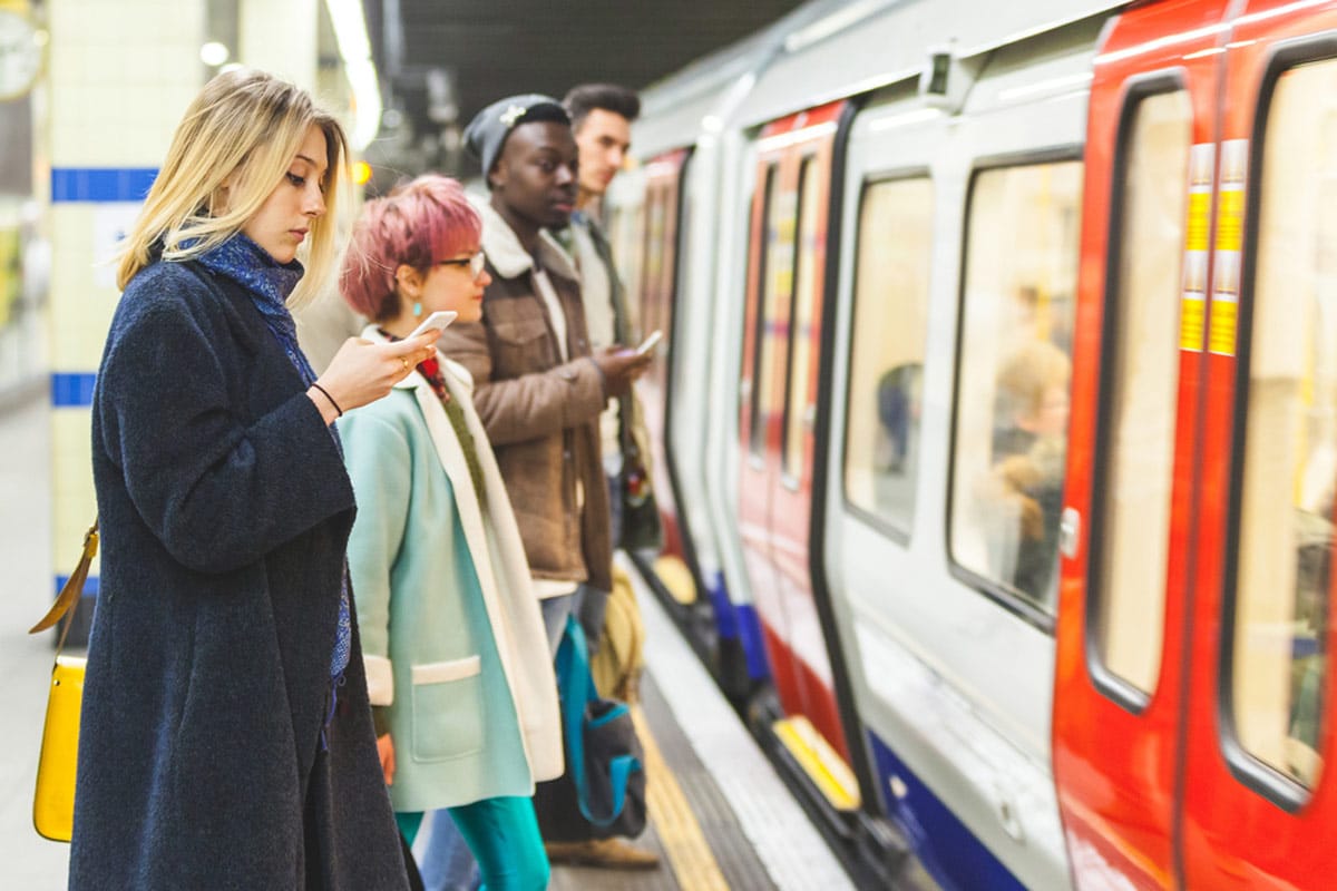 Ping! The London Underground is Finally Getting 4G