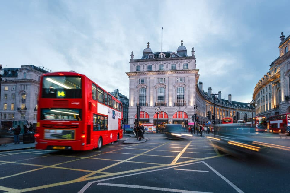 Piccadilly Circus Guide — London x London