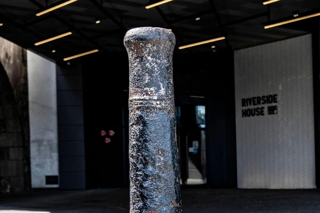 Cannon Bollard