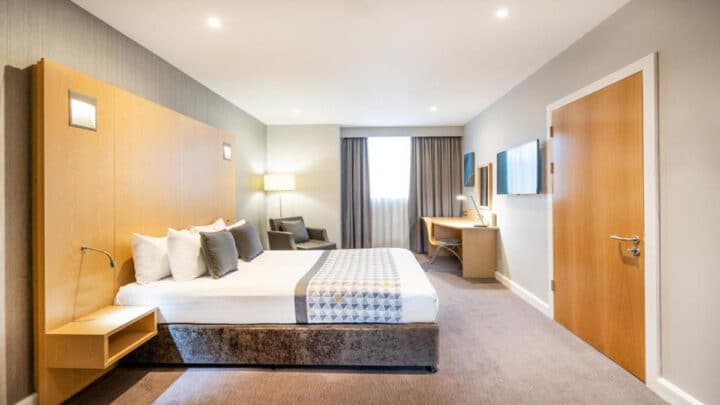 Luton Airport Hotels: Where to Stay Near London Luton Airport