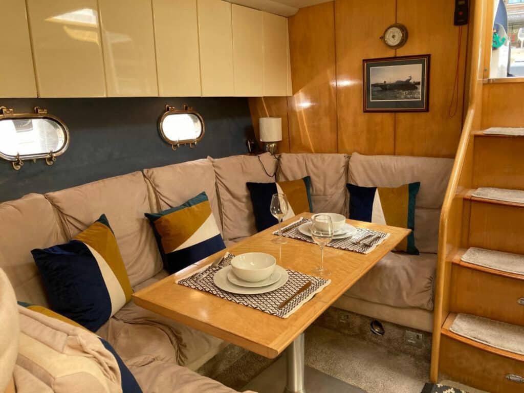 cruise boat hotel london St Katherine Docks 2Boats