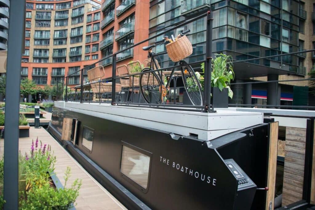 cruise boat hotel london The Boathouse