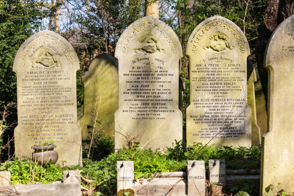 Tower Hamlets Cemetery Park