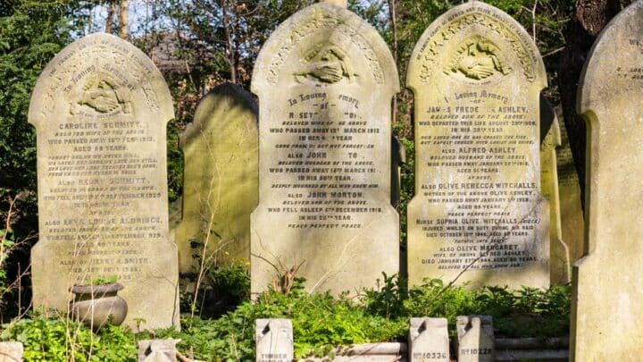Discovering Tower Hamlets Cemetery Park: East London’s Lesser-Known Magnificent Seven Cemetery