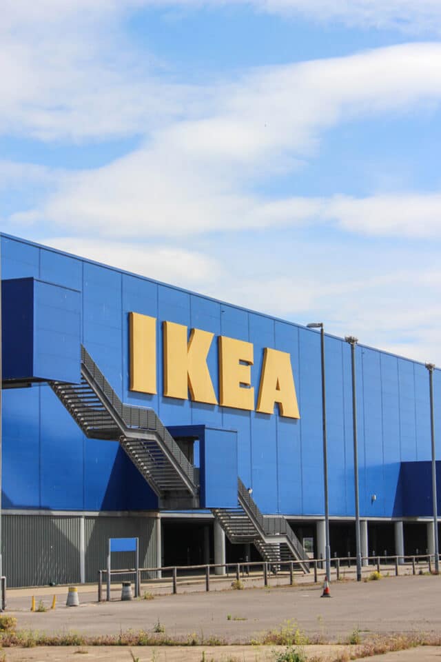 Night Fever! Tottenham’s Ikea Warehouse to a Massive Clubbing